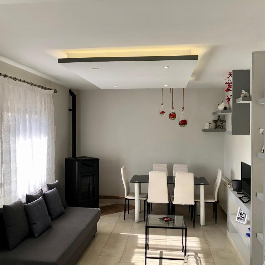 Casa La Mimbrera Las Navas del Marqués Exterior foto